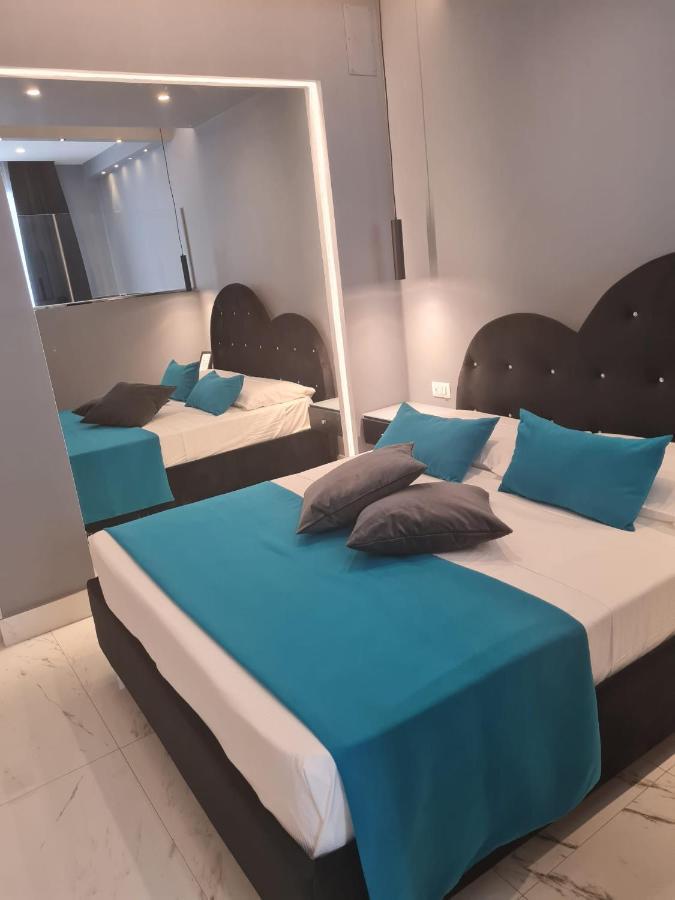 Maliziusella Hotel Nápoly Kültér fotó