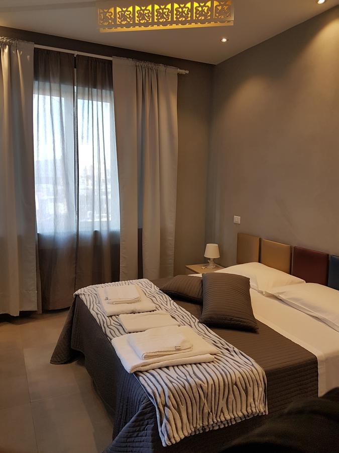 Maliziusella Hotel Nápoly Kültér fotó